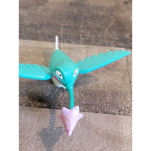 Flit Burger King hummingbird Pocahontas Disney toy figure - Picture 2 of 4